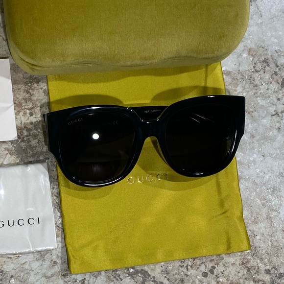 Gucci sunglasses - Picture 4 of 9